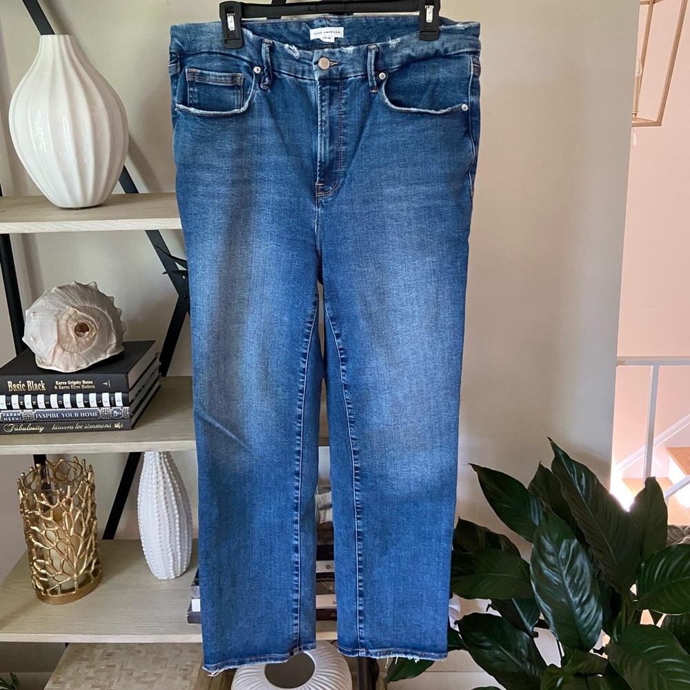 Good American Distressed Blue Jeans